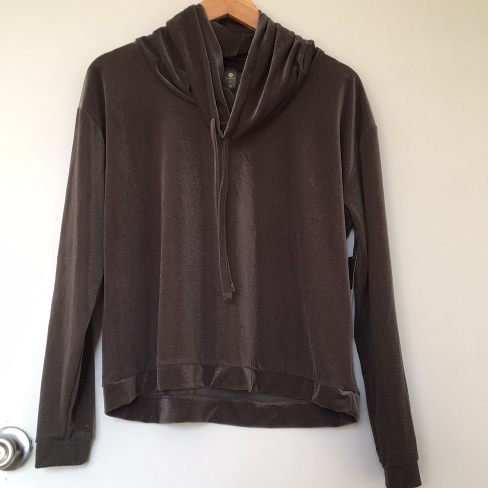 XERSION GRAY SWEATER SIZE S NEW WITH TAG